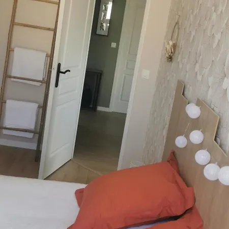 Véro Et Domi Bed & Breakfast