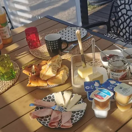Bed & Breakfast Véro Et Domi Roeze-sur-Sarthe